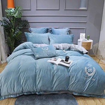 Autumn Winter Fleece Bedding Set 4pcs Star Solid Color Flannel Quilt Cover Flat Sheet Pillowcase Alphabet Embroidery Duvet Cover 
Autumn Winter Fleece Bedding Set 4pcs Star Solid Color Flannel Quilt Cover Flat Sheet Pillowcase Alphabet Embroidery Duvet Cover