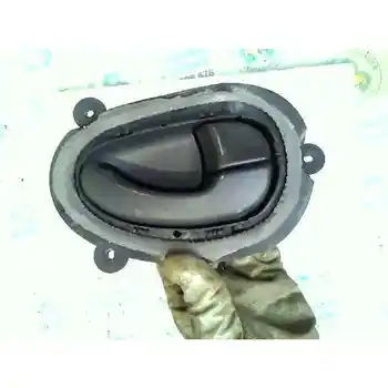 1905789 handle Inner Rear Right Peugeot 406 Saloon (s1/s2) 1.9 Turbodiesel 
1905789 handle Inner Rear Right Peugeot 406 Saloon (s1/s2) 1.9 Turbodiesel