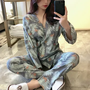 Leaves Print Womens Kimono Pajamas Sets Lace Up Long Sleeve Female Pajamas Pants Suits 2020 Spring Loose Ladies Home Clothes
Leaves Print Womens Kimono Pajamas Sets Lace Up Long Sleeve Female Pajamas Pants Suits 2020 Spring Loose Ladies Home Clothes