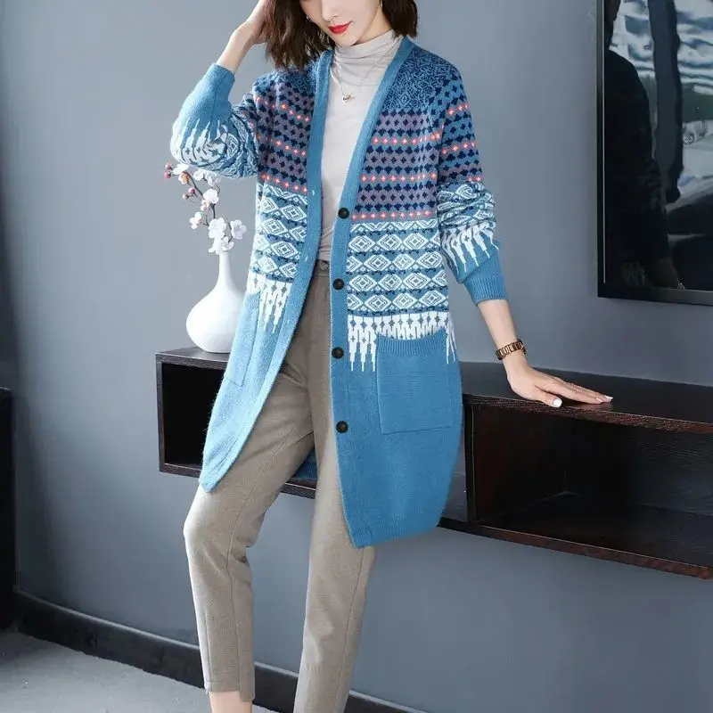 PEONFLY 2021 New National Style V Neck Sweater Womens Long Sleeve Chic Simple Retro Harajuku Knitted Cardigans Sweater
PEONFLY 2021 New National Style V Neck Sweater Womens Long Sleeve Chic Simple Retro Harajuku Knitted Cardigans Sweater