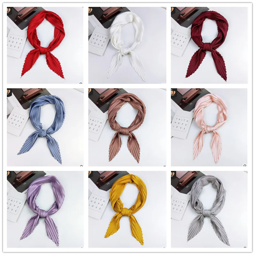2020 new Solid Color Pleated Diamond Square Artistic Retro Classic Small Scarf All -match Decorative Small Neckerchief Women
2020 new Solid Color Pleated Diamond Square Artistic Retro Classic Small Scarf All -match Decorative Small Neckerchief Women