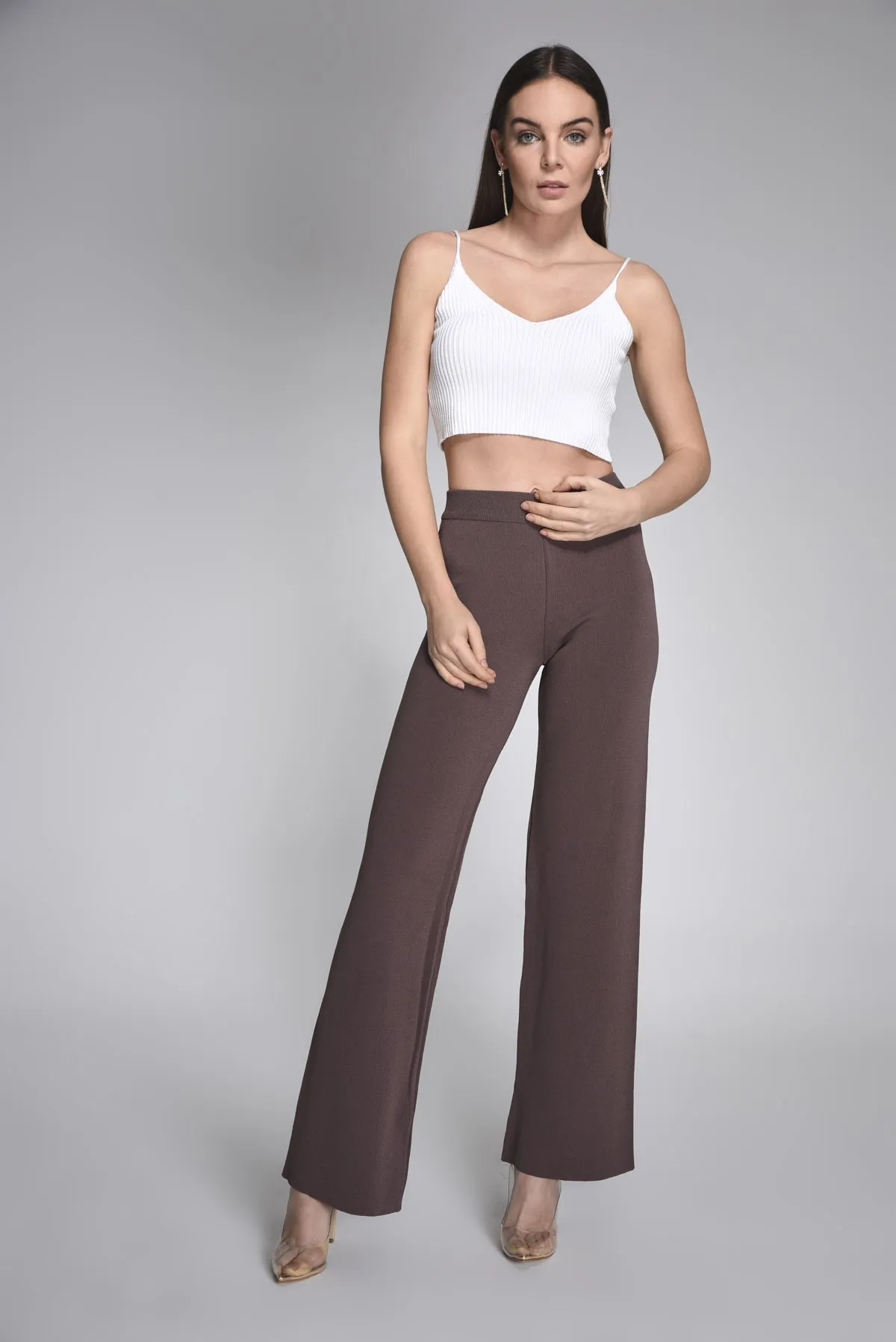 Beli Wheel Knitwear Pants
Beli Wheel Knitwear Pants