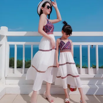 Casual Vintage Sundress Summer Mom And Daughter Dress Boho Sexy Dress Backless Beach Slim Striped Floral Dresses Mother Daughter
Casual Vintage Sundress Summer Mom And Daughter Dress Boho Sexy Dress Backless Beach Slim Striped Floral Dresses Mother Daughter