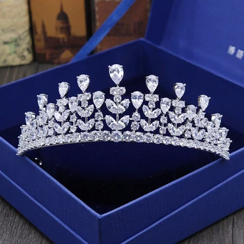 Zircon Crystal Tiara Princess Crown Bridal Hair Jewelry High Quality Wedding Hair Accessories Queen Crystal Crowns Tiaras
Zircon Crystal Tiara Princess Crown Bridal Hair Jewelry High Quality Wedding Hair Accessories Queen Crystal Crowns Tiaras