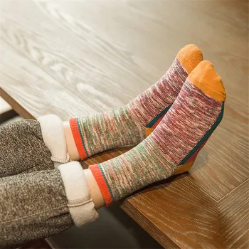 New Hot Sale Cotton Stripe Hip Hop Casual Sox Long Skateboard Socks Women's Street Boat Sock for Male 
New Hot Sale Cotton Stripe Hip Hop Casual Sox Long Skateboard Socks Women's Street Boat Sock for Male