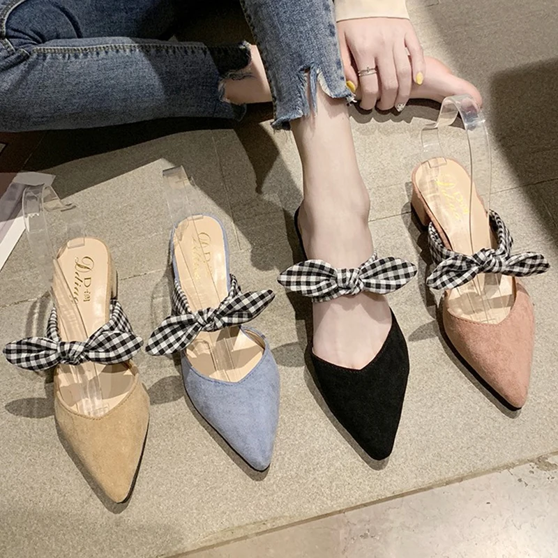 Women Slippers Plaid Bow Pointed Toe Slipper 2020 Spring Woman Shoes Square Heels Slides Ladies Dress Shoes zapatos mujer 7999N
Women Slippers Plaid Bow Pointed Toe Slipper 2020 Spring Woman Shoes Square Heels Slides Ladies Dress Shoes zapatos mujer 7999N