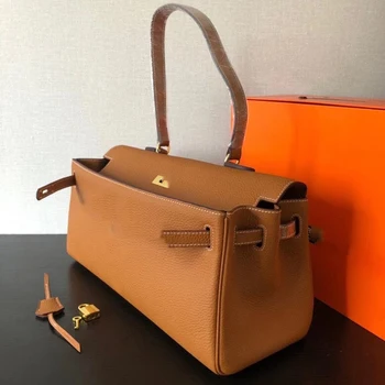 New horizontal version KL underarm bag 42cm female H one-shoulder real top layer cow soft leather tote with large capacity
New horizontal version KL underarm bag 42cm female H one-shoulder real top layer cow soft leather tote with large capacity