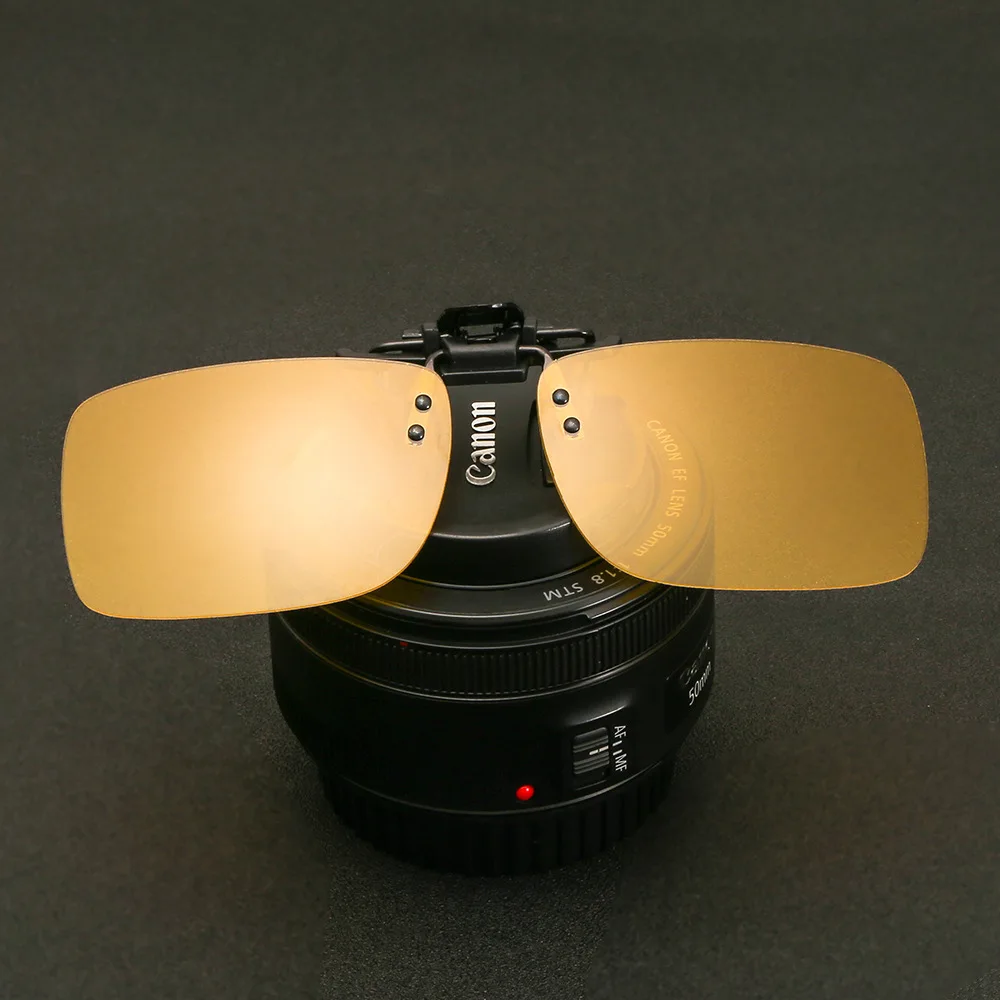 Flip polarized color changing clips day and night dual-use driving glasses intelligent photosensitive color changing polarizer
Flip polarized color changing clips day and night dual-use driving glasses intelligent photosensitive color changing polarizer