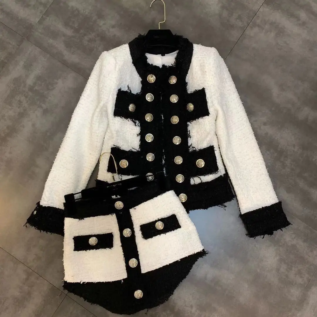 2019 early autumn new color matching raw double-breasted suit jacket with half skirt suit
2019 early autumn new color matching raw double-breasted suit jacket with half skirt suit