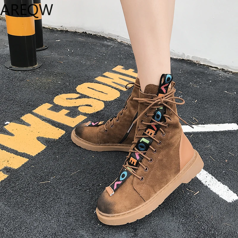 2019 Retro New Suede Comfortable Warm Fashion Flat Wear-resistant Martin Boots Ladies Winter Short Plush Women's Boots
2019 Retro New Suede Comfortable Warm Fashion Flat Wear-resistant Martin Boots Ladies Winter Short Plush Women's Boots