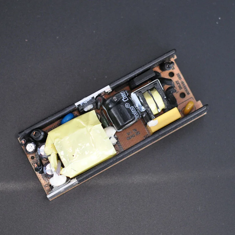 AC-DC 5V 5A Switching Power Supply Bare Circuit Board 5V 5000MA Supply Switch Module Built-in Power 100-240V 50-60Hz
AC-DC 5V 5A Switching Power Supply Bare Circuit Board 5V 5000MA Supply Switch Module Built-in Power 100-240V 50-60Hz