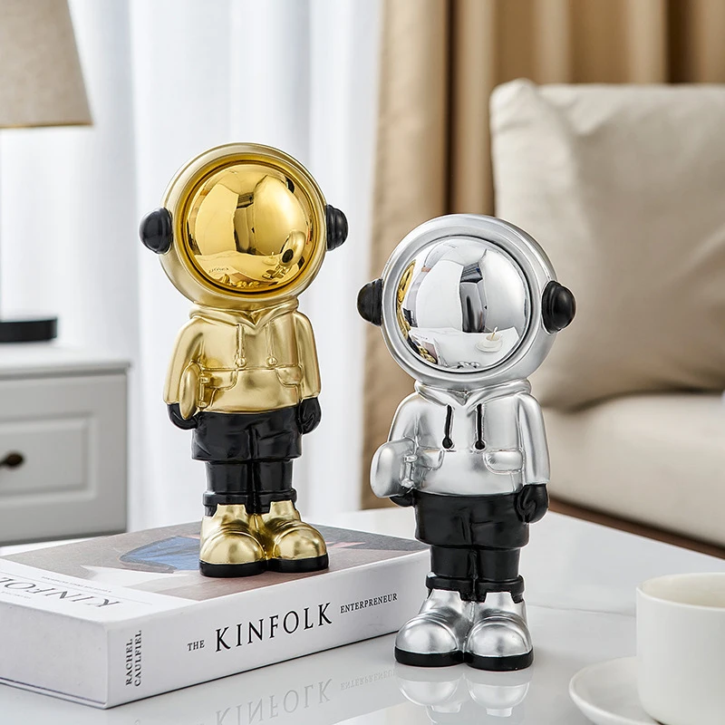 

Nordic Astronaut Figurine Resin Statue Creative Home Decoration Gold Cosmonaut Sculpture Living Room Desktop Decor