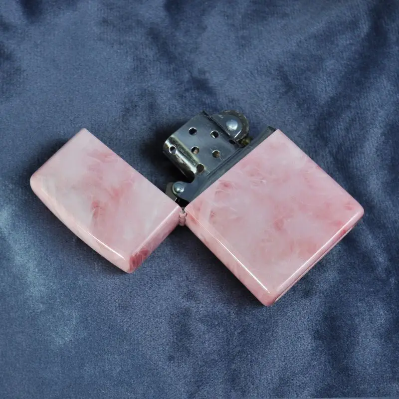 high glossy touch feeling pink marble design lighter copper material Made in USA for Zippo
high glossy touch feeling pink marble design lighter copper material Made in USA for Zippo