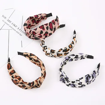 Korean Wide-knotted Headband Leopard Korean Simple Knotted Hairbands Hair Accessories Sweet Cloth Fashion Headband for Wash Face
Korean Wide-knotted Headband Leopard Korean Simple Knotted Hairbands Hair Accessories Sweet Cloth Fashion Headband for Wash Face