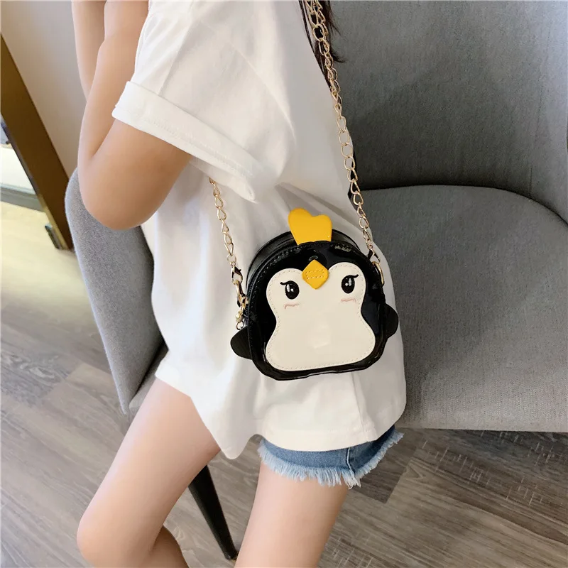 Children's Bag New Korean Fashion Men And Women Children Crossbody Bag Cute Little Penguin Baby Outing Change Accessories Bag
Children's Bag New Korean Fashion Men And Women Children Crossbody Bag Cute Little Penguin Baby Outing Change Accessories Bag