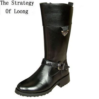 European Style Men High Equestrian Boots Male Genuine Leather Metal Decoration Buckle Belt Long Knight Boots Military Botas 1911
European Style Men High Equestrian Boots Male Genuine Leather Metal Decoration Buckle Belt Long Knight Boots Military Botas 1911