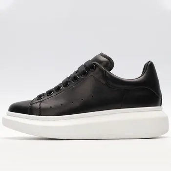 Women Men Running Shoes Top Quality Casual Fashion Female Male Sport Shoes Athletic Genuine Leather Ladies Sneakers Luxury Brand
Women Men Running Shoes Top Quality Casual Fashion Female Male Sport Shoes Athletic Genuine Leather Ladies Sneakers Luxury Brand