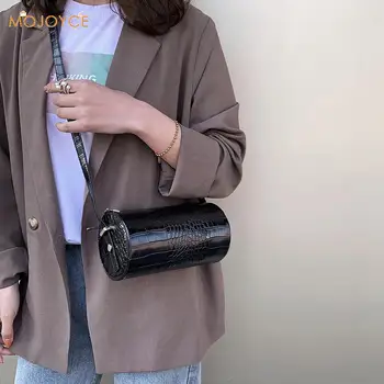 Alligator Pattern PU Leather Crossbody Bag For Women 2020 Spring Fashion Shoulder Messenger Purse Lady Cylinder Handbags 
Alligator Pattern PU Leather Crossbody Bag For Women 2020 Spring Fashion Shoulder Messenger Purse Lady Cylinder Handbags