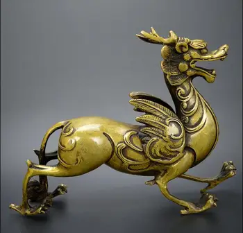 Chinese old collection handwork bronze Carved Dragon kylin statue
Chinese old collection handwork bronze Carved Dragon kylin statue