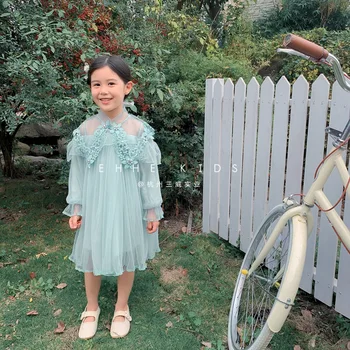 Children's clothing 2020 spring dress temperament girl big lapel pearl flower dress pleated princess dress
Children's clothing 2020 spring dress temperament girl big lapel pearl flower dress pleated princess dress