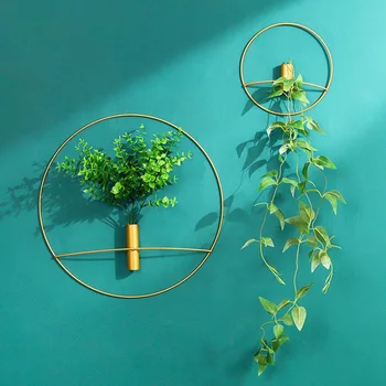 Wall Hanging Geometric Wrought Iron Vase Round Hollow Hydroponic Flower Vase Tabletop Vase Flower Pot Home Wedding Decoration
Wall Hanging Geometric Wrought Iron Vase Round Hollow Hydroponic Flower Vase Tabletop Vase Flower Pot Home Wedding Decoration