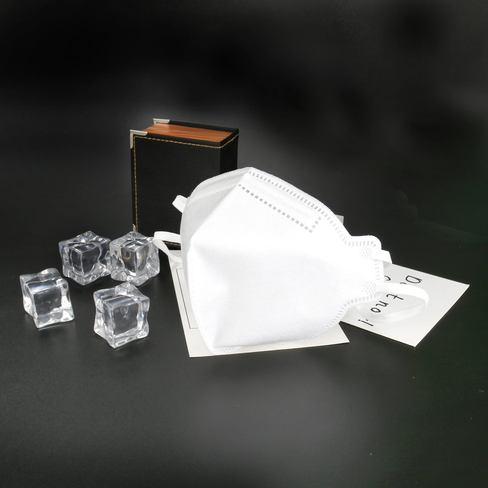1/2/5/10 pcs KN95 Mouth Mask Mask Adult Vertical Folding Nonwoven Valved Dust Mask PM 2.5 Respirator Gauze Haza
1/2/5/10 pcs KN95 Mouth Mask Mask Adult Vertical Folding Nonwoven Valved Dust Mask PM 2.5 Respirator Gauze Haza