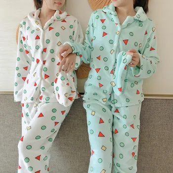 Flannel Thickening Pajamas Set Ladies Pyjamas for Autumn and Winter Fashion Style Geometric Coral Fleece Home Clothes Pajama Set
Flannel Thickening Pajamas Set Ladies Pyjamas for Autumn and Winter Fashion Style Geometric Coral Fleece Home Clothes Pajama Set