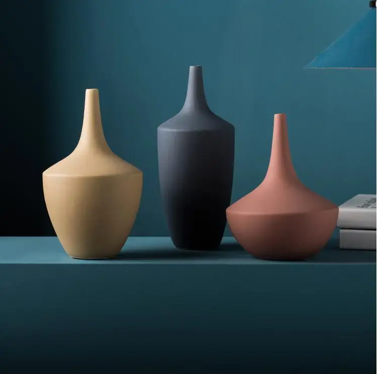 

European Ceramic Vase Decoration Home Livingroom Table Furnishing Crafts Hotel Office Desktop Figurines Ornaments Accessories