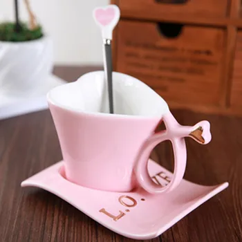 Ceramic Cup Coffee Set Heart Cute Saucer Tea Espresso Cups Textured Porcelain Cup Xicaras High Quality Teacup And Saucer II50BYD
Ceramic Cup Coffee Set Heart Cute Saucer Tea Espresso Cups Textured Porcelain Cup Xicaras High Quality Teacup And Saucer II50BYD