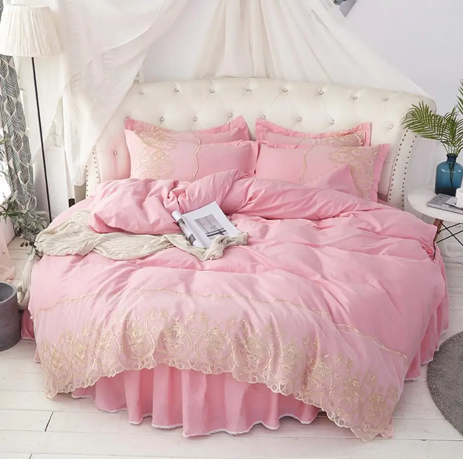 100% Cotton 200cm 220cm Round Bed 4 PCS Active Print Embroidery Lace Edge Pillowcase & Duvet Cover Fitted Sheet Sets
100% Cotton 200cm 220cm Round Bed 4 PCS Active Print Embroidery Lace Edge Pillowcase & Duvet Cover Fitted Sheet Sets