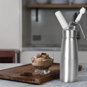 Christmas Merry Christmas 500ml Stainless Steel Whipped Cream Dispenser Included Decorating Nozzles Double Eleven Promotion
Christmas Merry Christmas 500ml Stainless Steel Whipped Cream Dispenser Included Decorating Nozzles Double Eleven Promotion