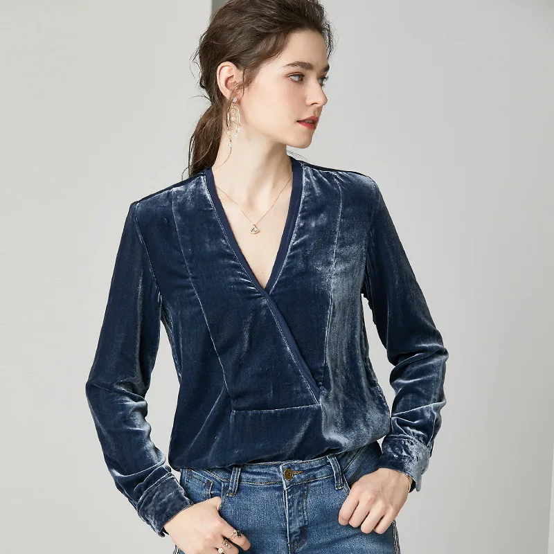 Spring Long Sleeve Velour Silk Blouse V Neck Velvet Shirts Women Basic Tops Casual Ladies Clothes bluzki Shinny Solid Color za
Spring Long Sleeve Velour Silk Blouse V Neck Velvet Shirts Women Basic Tops Casual Ladies Clothes bluzki Shinny Solid Color za