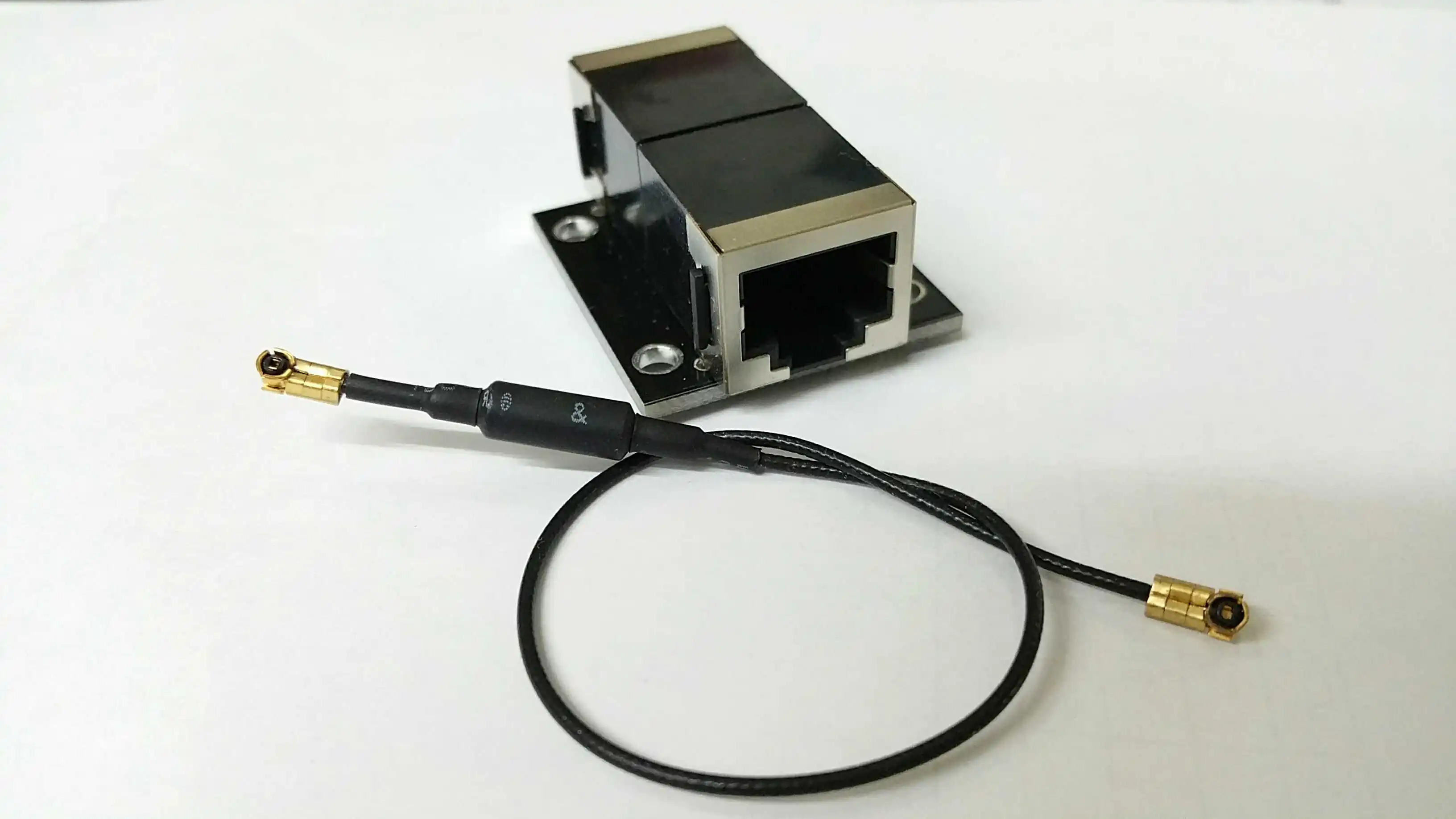 RF Перемычка U.FL к U.FL IPEX Перемычка 20 см Беспроводная плата антенна соединение перемычка
RF Перемычка U.FL к U.FL IPEX Перемычка 20 см Беспроводная плата антенна соединение перемычка