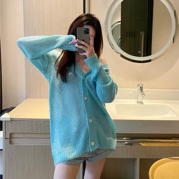 CXFS 2020 Spring New Women Sweater Casual Long Sleeve Single Breasted Fashion Female Cardigans V-Neck Knitted Brand Elegant
CXFS 2020 Spring New Women Sweater Casual Long Sleeve Single Breasted Fashion Female Cardigans V-Neck Knitted Brand Elegant