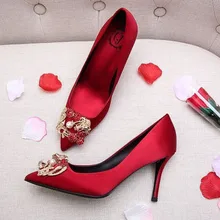 Spring and Autumn Stiletto High Heel Shallow Mouth Pearl Rhinestone Chinese Party Shoes Sexy High Heel 7cm Wedding Shoes Women
Spring and Autumn Stiletto High Heel Shallow Mouth Pearl Rhinestone Chinese Party Shoes Sexy High Heel 7cm Wedding Shoes Women