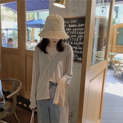 Button Line Casual Loose V-neck Solid Loose College Wins Simple Basic All Match Cardigan 2019 Autunm Thin Knitted Fmeale Shirts
Button Line Casual Loose V-neck Solid Loose College Wins Simple Basic All Match Cardigan 2019 Autunm Thin Knitted Fmeale Shirts
