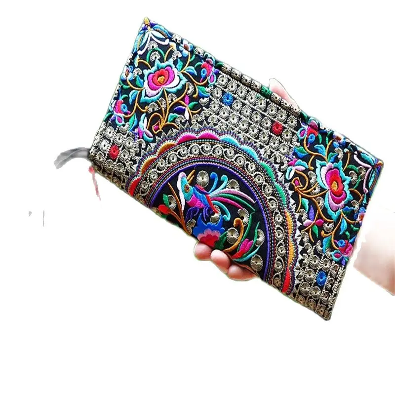 Ethnic embroidery embroidered bag female purse purse Qian Shu hand back to shake a pair of long Embroidered Purse
Ethnic embroidery embroidered bag female purse purse Qian Shu hand back to shake a pair of long Embroidered Purse