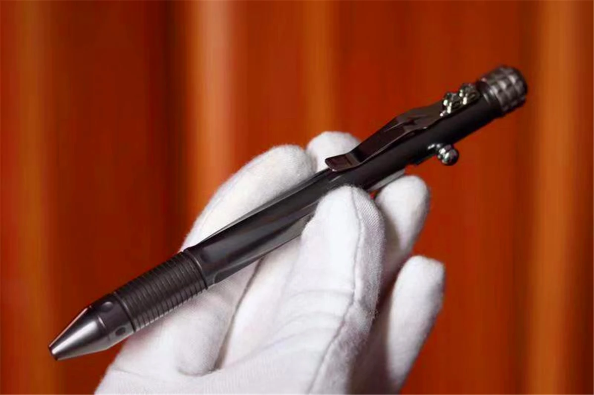 EDC Tactical Pen Writing Pen Outdoor Self-defense Broken Window Multi-function Pen
EDC Tactical Pen Writing Pen Outdoor Self-defense Broken Window Multi-function Pen