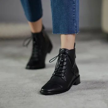 Mordoan Genuine Cow Leather flats ankle boots women‘s thick heel Martin boots women British style white short boots 
Mordoan Genuine Cow Leather flats ankle boots women‘s thick heel Martin boots women British style white short boots