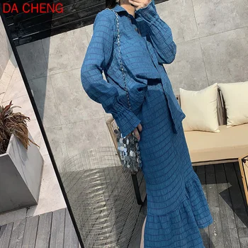Special Three-dimensional Wrinkle-Removing Process Shirt Fishtail Skirt Set Skirts Suit Two Piece Set
Special Three-dimensional Wrinkle-Removing Process Shirt Fishtail Skirt Set Skirts Suit Two Piece Set
