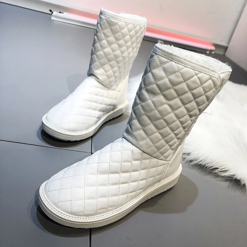 Leather Snow Boots Women 2019 New Flat Heels Winter Boots Women Shoes Black White Boots Slip On Soft Warm Suede Fur Boots
Leather Snow Boots Women 2019 New Flat Heels Winter Boots Women Shoes Black White Boots Slip On Soft Warm Suede Fur Boots