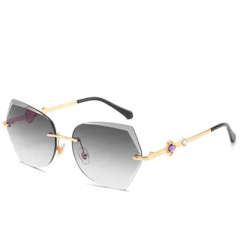 FC OPTICS Rimless Sunglasses Men Vintage Ultralight Brand Designer Memory Metal Square Sun Glasses for Women
FC OPTICS Rimless Sunglasses Men Vintage Ultralight Brand Designer Memory Metal Square Sun Glasses for Women