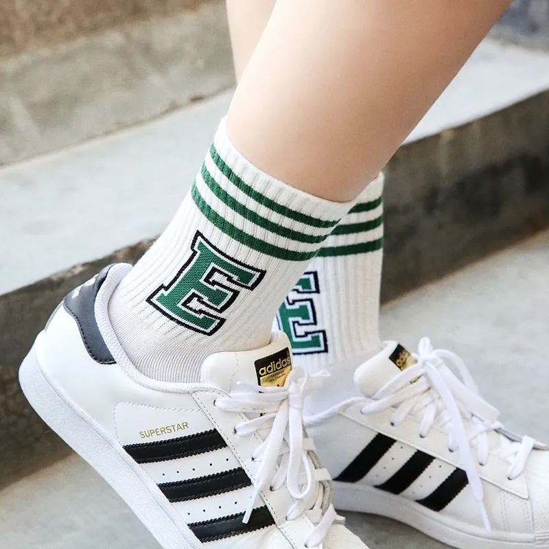 New College Style Three Bar Letters Cotton Multi-style Breathable Mid Tube Women's Socks Tide Sports Socks High quality Socks
New College Style Three Bar Letters Cotton Multi-style Breathable Mid Tube Women's Socks Tide Sports Socks High quality Socks