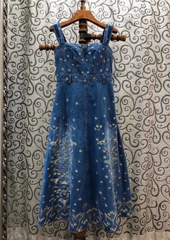 2020 Spring and Summer New Women's Embroidered Flowers Print Stitching Decorations off-Shoulder Dress 611
2020 Spring and Summer New Women's Embroidered Flowers Print Stitching Decorations off-Shoulder Dress 611