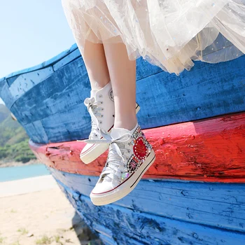 New Style Korean-style Versatile British-Style Cloth Sticker Man-made Diamond Handmade Canvas Shoes Women's Lace-up Hight-top
New Style Korean-style Versatile British-Style Cloth Sticker Man-made Diamond Handmade Canvas Shoes Women's Lace-up Hight-top