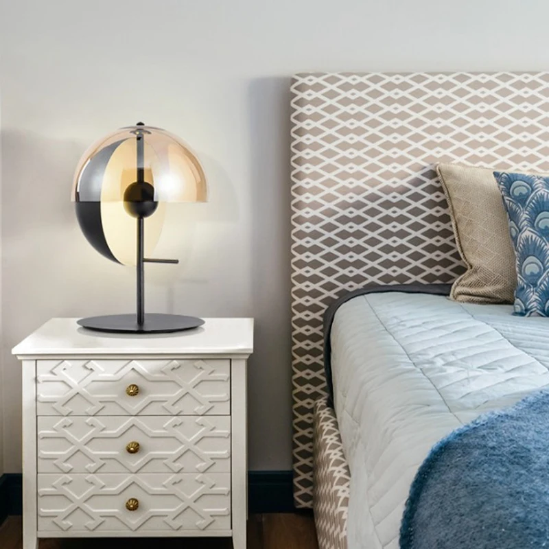 Personality LED Table Lamp Simple Creative Semi-Circular Glass Lampshade Modern Designer Model Room Bedroom Bedside Table Lamp
Personality LED Table Lamp Simple Creative Semi-Circular Glass Lampshade Modern Designer Model Room Bedroom Bedside Table Lamp