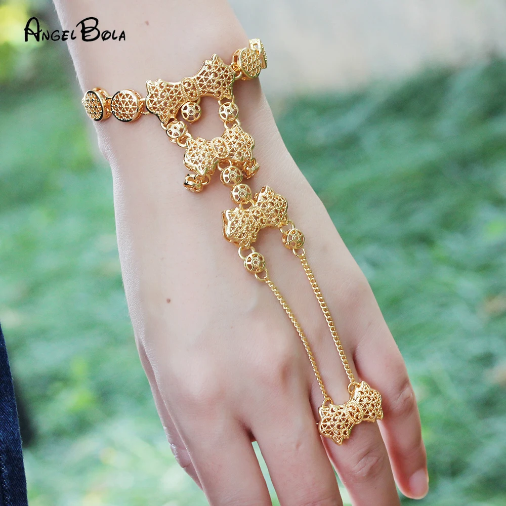 Fashion Hollow Charm Bowknot Bracelet Women Friendship Bracelet Wedding Gold Jewelry Luxury Hand Back Chain Wholesale Bulk
Fashion Hollow Charm Bowknot Bracelet Women Friendship Bracelet Wedding Gold Jewelry Luxury Hand Back Chain Wholesale Bulk