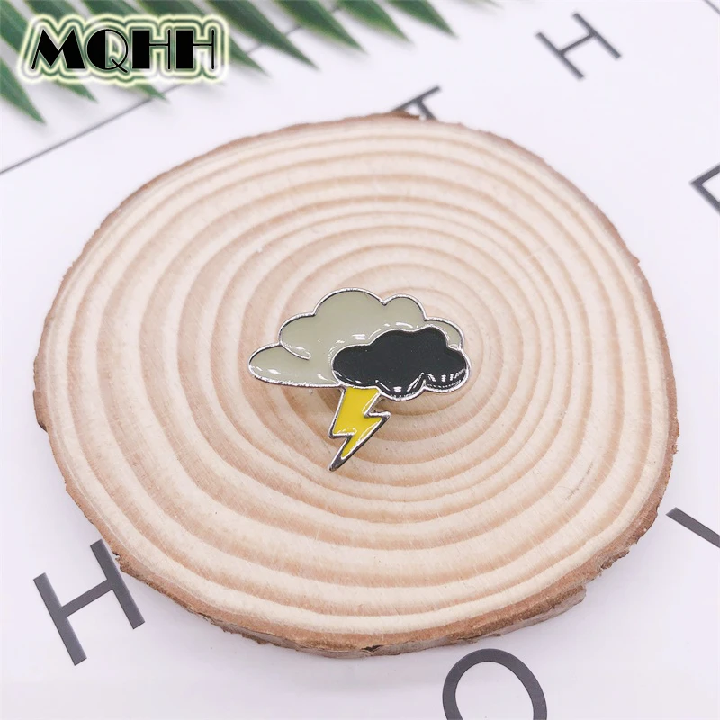 Cartoon Weather Lightning Raining Clouds Enamel Brooch Fun Alloy Badge Denim Clothes Bags Pins Cute Sweet Jewelry Gifts For Kid 
Cartoon Weather Lightning Raining Clouds Enamel Brooch Fun Alloy Badge Denim Clothes Bags Pins Cute Sweet Jewelry Gifts For Kid
