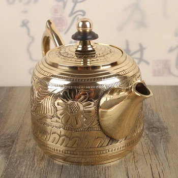 Origin of India household handmade antique pure copper teapot thickened old-fashioned brass milk tea coffee pot water kettle
Origin of India household handmade antique pure copper teapot thickened old-fashioned brass milk tea coffee pot water kettle