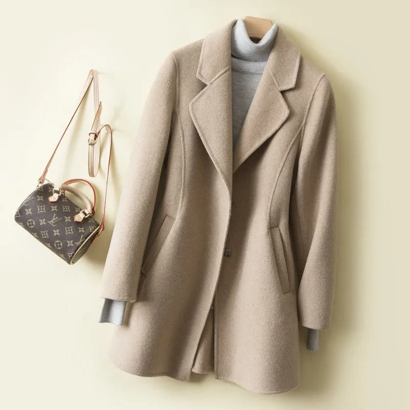 Autumn and winter new slim small wool coat women's short and small new woolen coat slim trend 2020 women's clothing
Autumn and winter new slim small wool coat women's short and small new woolen coat slim trend 2020 women's clothing